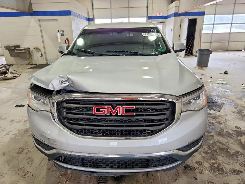 2018 GMC ACADIA SLE  