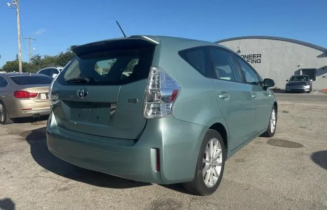 2014 TOYOTA PRIUS V   