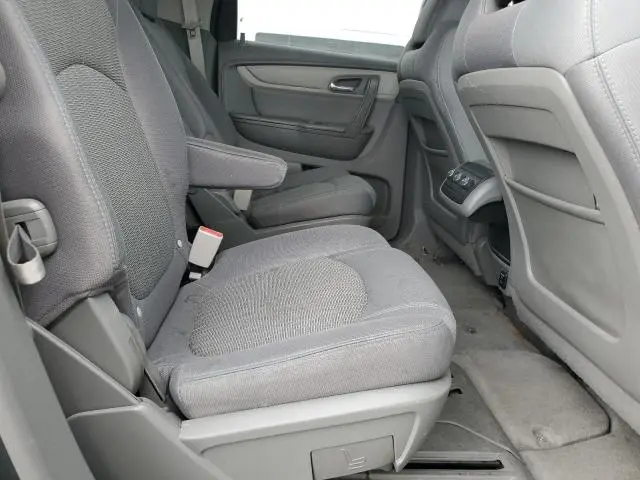 2014 CHEVROLET TRAVERSE LT  