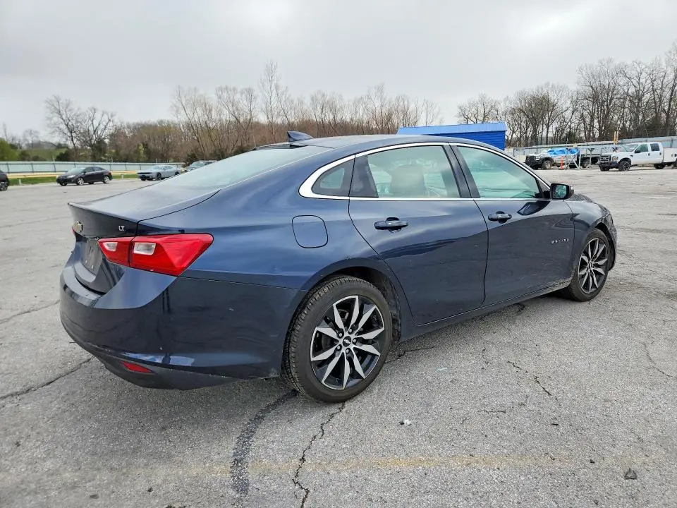 2017 CHEVROLET MALIBU LT  