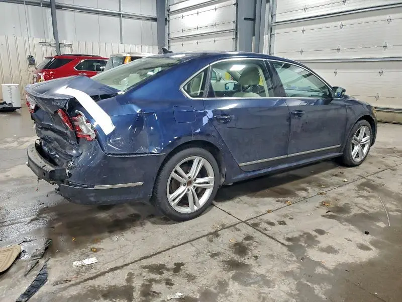 2013 VOLKSWAGEN PASSAT SEL  