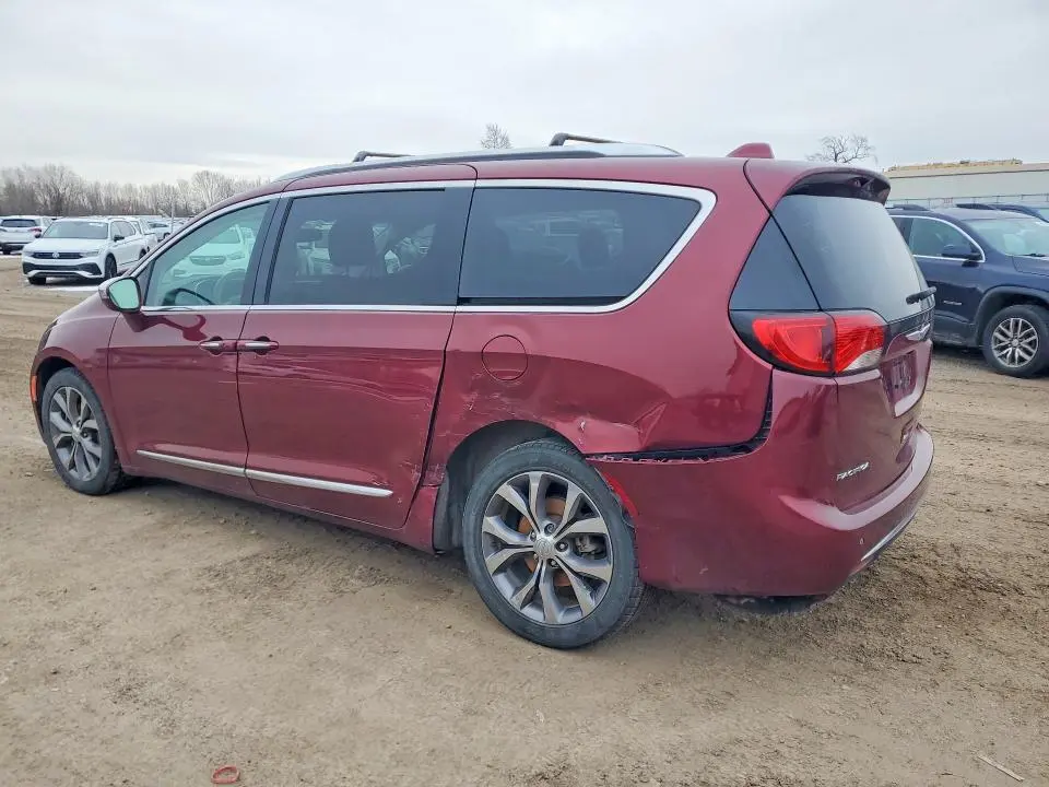 2020 CHRYSLER PACIFICA LIMITED  