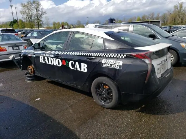 2017 TOYOTA PRIUS   