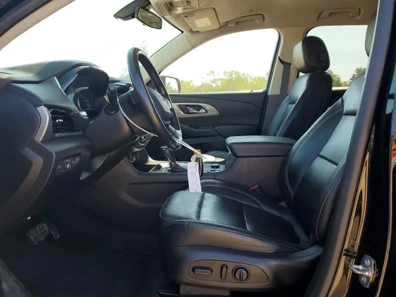 2020 CHEVROLET TRAVERSE LT  