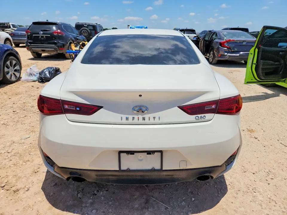 2018 INFINITI Q60 3.0T LUXE  