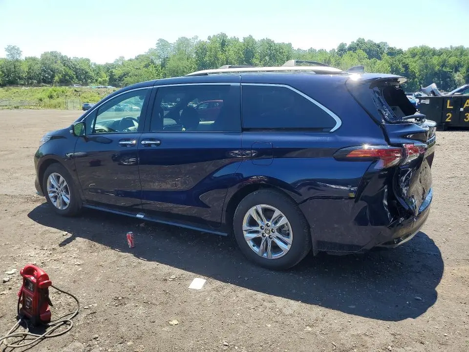 2025 TOYOTA SIENNA LIMITED 7-PASSENGER  