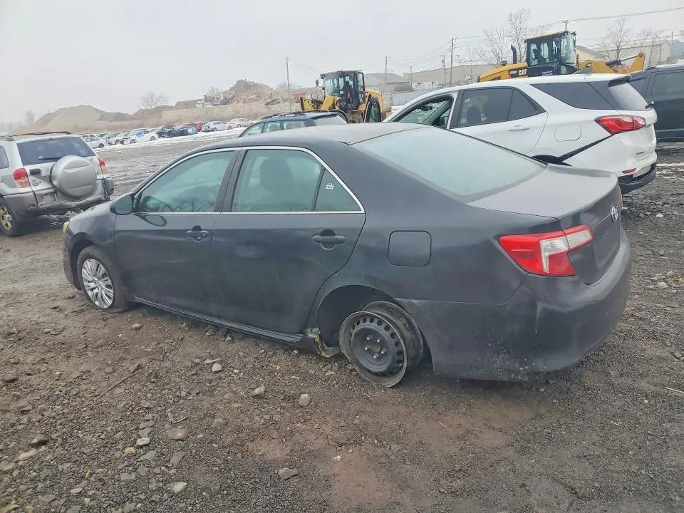 2013 TOYOTA CAMRY HYBRID  