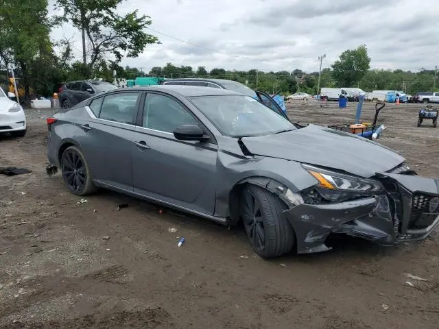 2021 NISSAN ALTIMA SR  