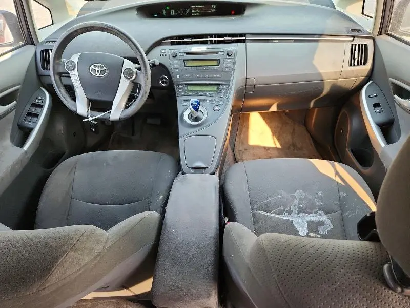 2011 TOYOTA PRIUS THREE  