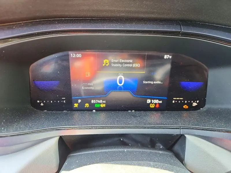 2023 VOLKSWAGEN TAOS SE  