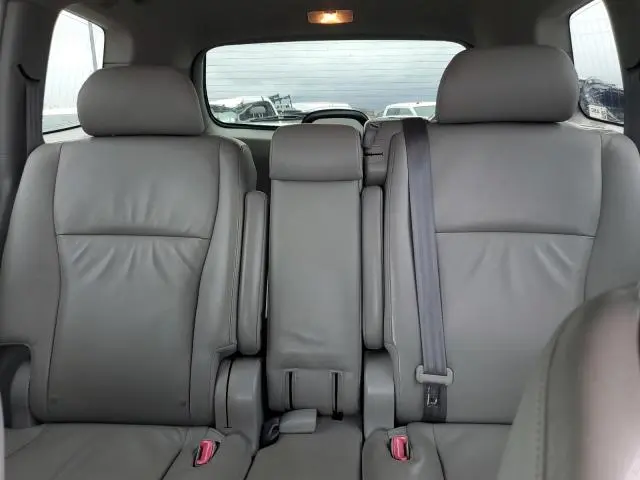 2010 TOYOTA HIGHLANDER LIMITED  