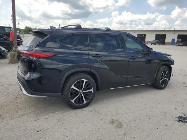 2021 TOYOTA HIGHLANDER XSE  