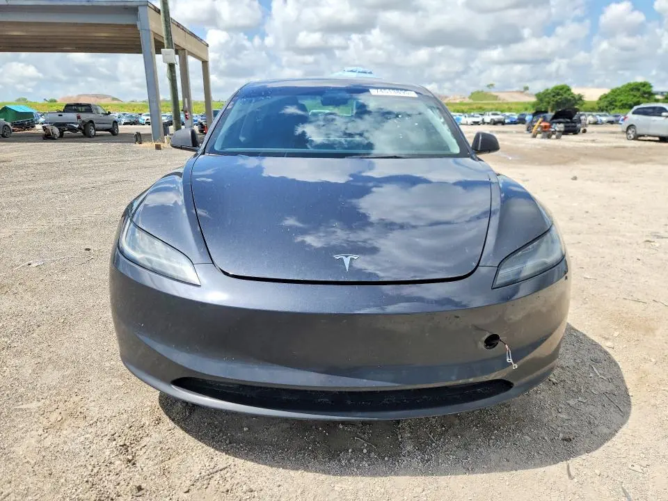 2024 TESLA MODEL 3   