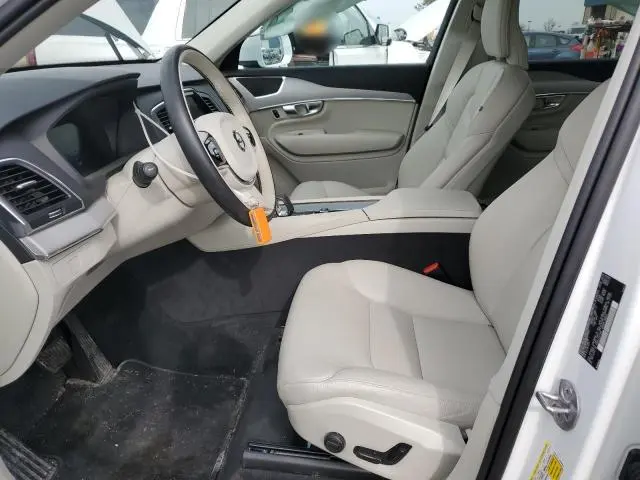 2024 VOLVO XC90 CORE  