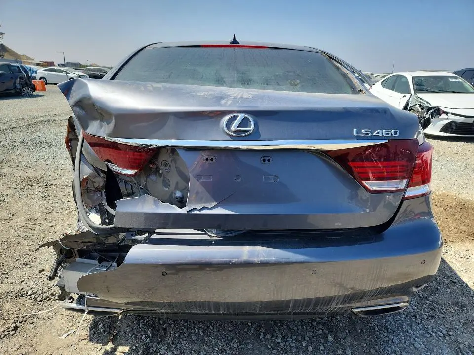 2013 LEXUS LS 460  
