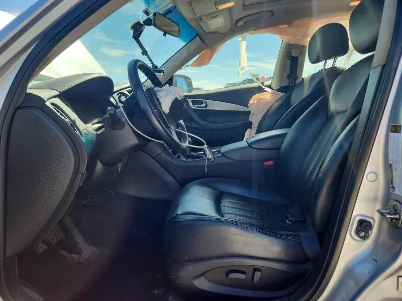 2016 INFINITI QX50 BASE  