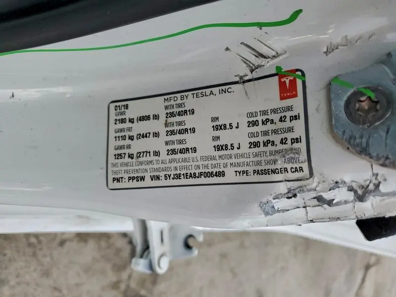 2018 TESLA MODEL 3   