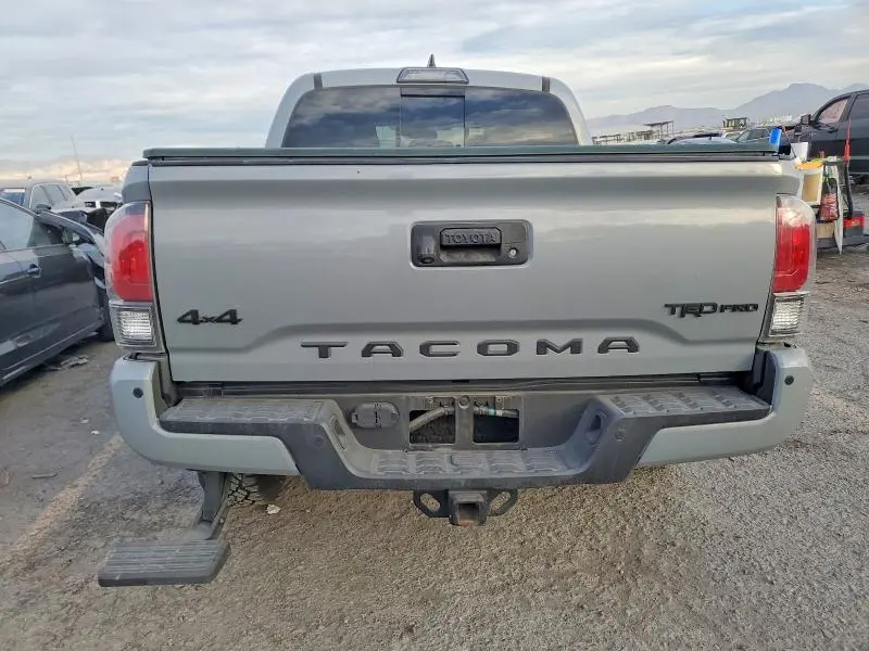 2017 TOYOTA TACOMA DOUBLE CAB  