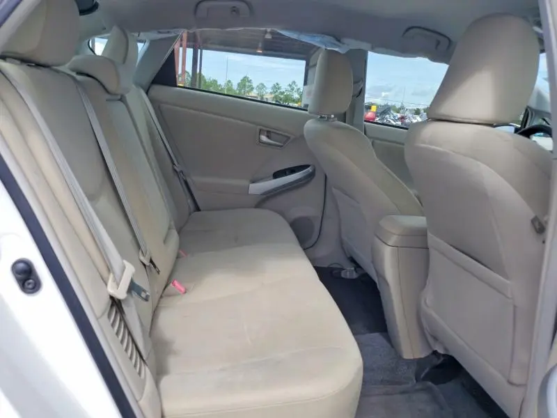 2013 TOYOTA PRIUS TWO  