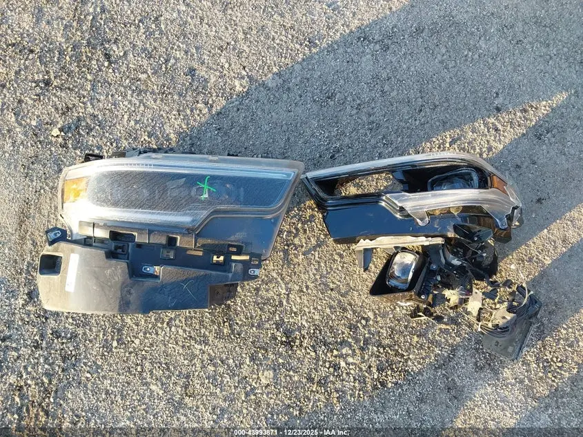 2022 RAM 1500 LIMITED  4X4 5'7 BOX