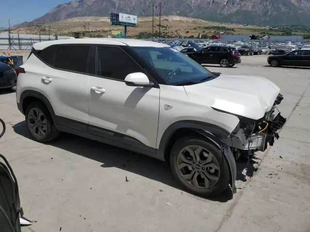 2024 KIA SELTOS LX  