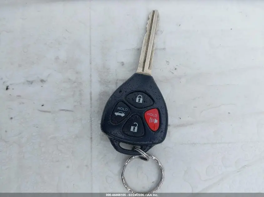 2010 TOYOTA COROLLA LE