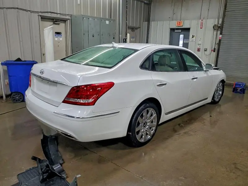 2011 HYUNDAI EQUUS SIGNATURE  