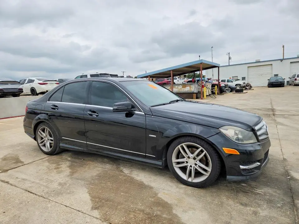 2012 MERCEDES-BENZ C 250  