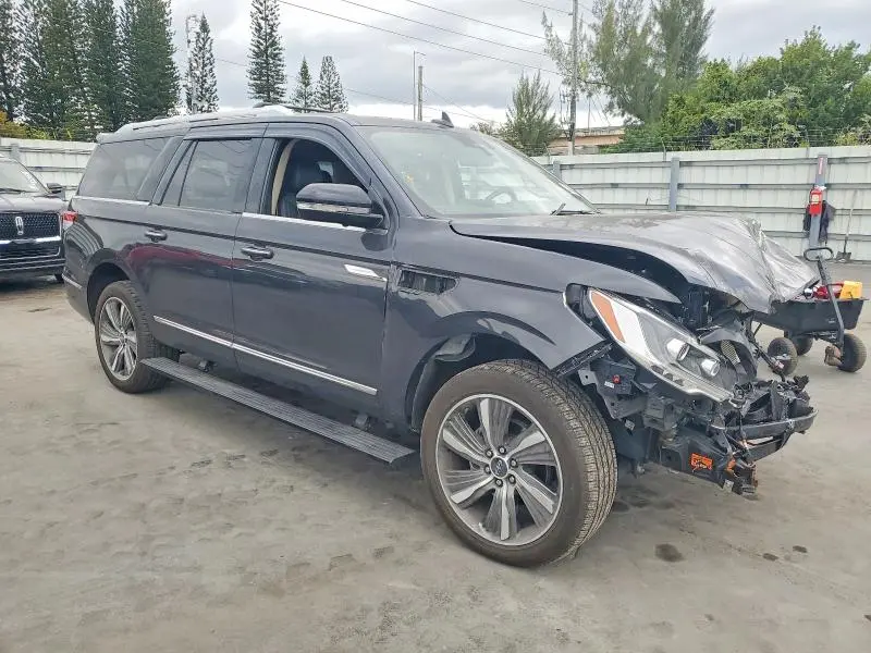 2023 LINCOLN NAVIGATOR L RESERVE  