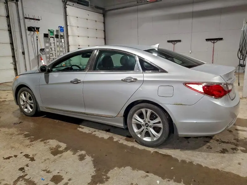 2011 HYUNDAI SONATA SE  