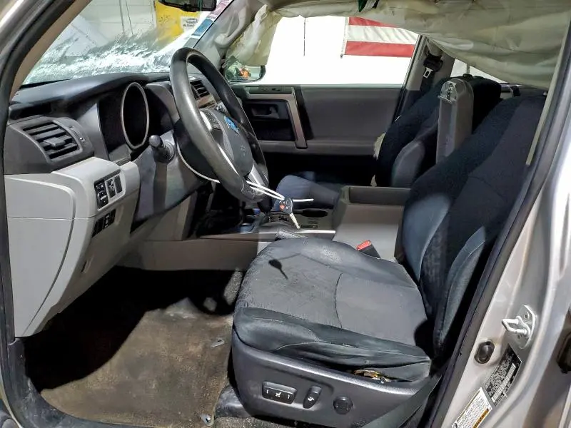 2011 TOYOTA 4RUNNER SR5  