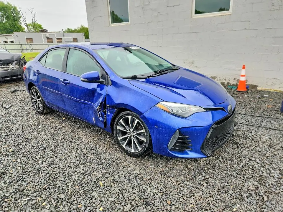 2019 TOYOTA COROLLA SE  