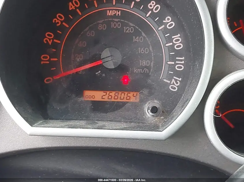 2012 TOYOTA TUNDRA GRADE 5.7L V8