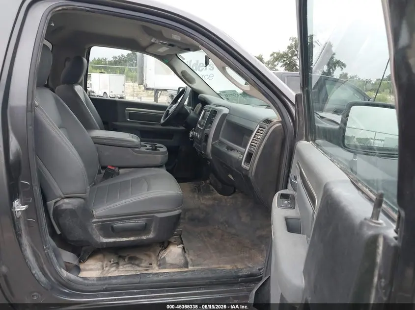 2020 RAM 1500 CLASSIC TRADESMAN  4X4 8' BOX