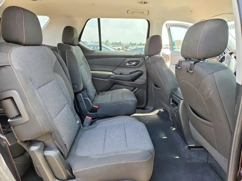 2021 CHEVROLET TRAVERSE LT  
