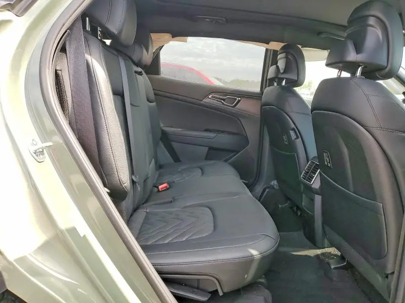 2023 KIA SPORTAGE X-PRO  