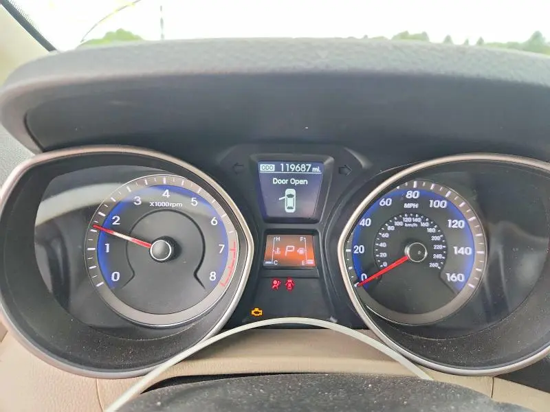 2013 HYUNDAI ELANTRA GT BASE  