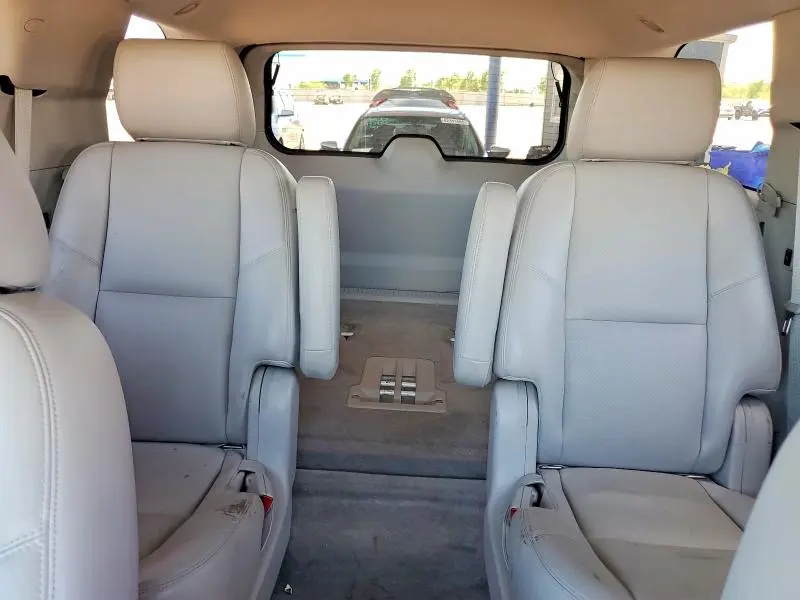 2013 CHEVROLET TAHOE C1500 LTZ  