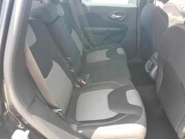 2015 JEEP CHEROKEE SPORT  