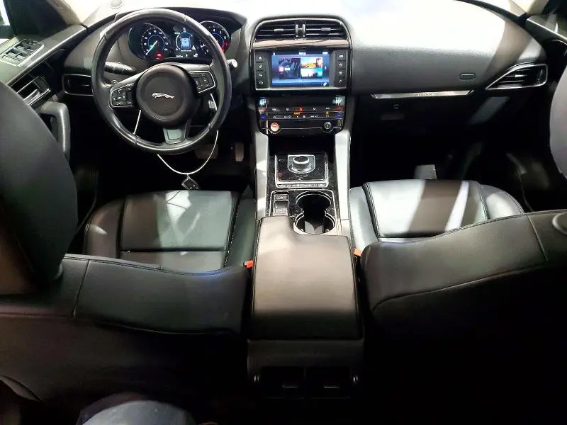 2017 JAGUAR F-PACE PREMIUM  