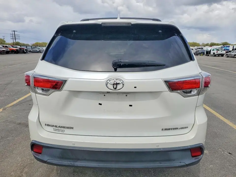 2016 TOYOTA HIGHLANDER LIMITED  