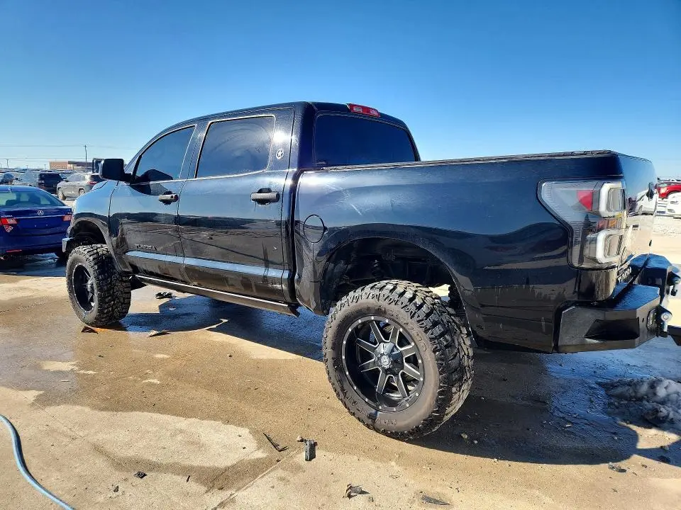2013 TOYOTA TUNDRA CREWMAX SR5  