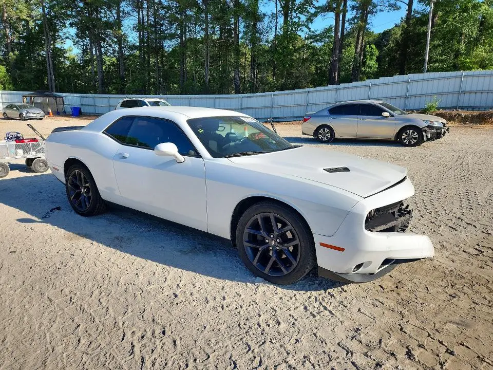 2019 DODGE CHALLENGER SXT  