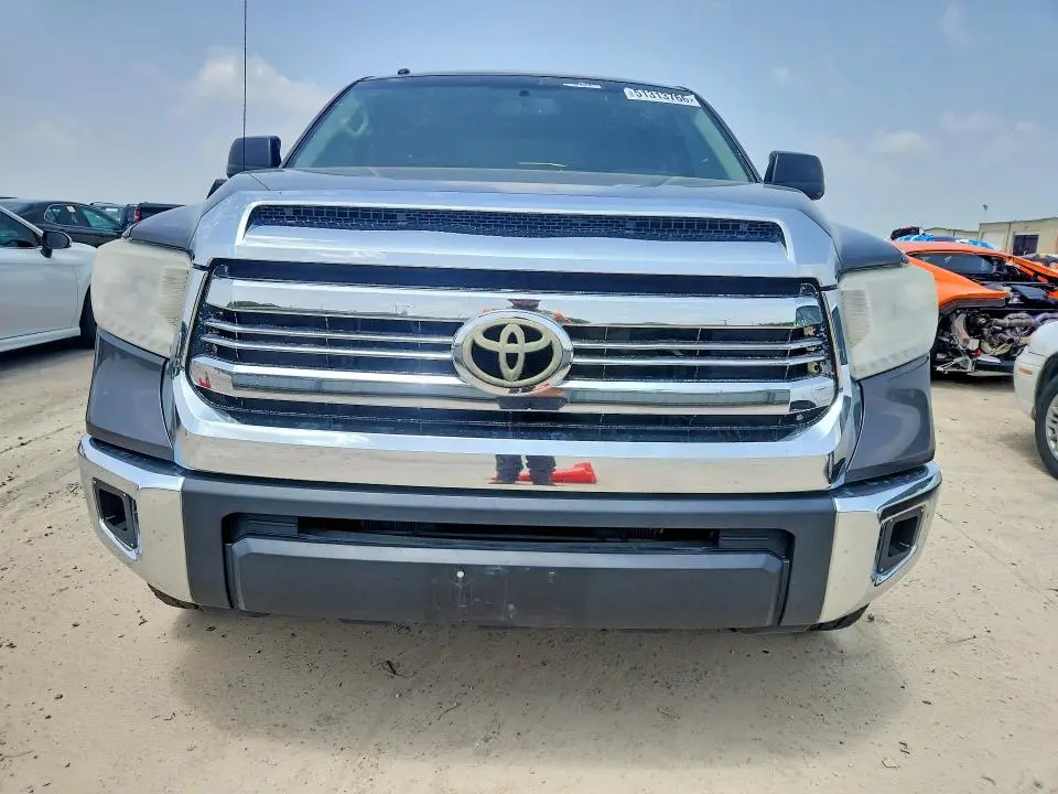 2016 TOYOTA TUNDRA CREWMAX SR5  