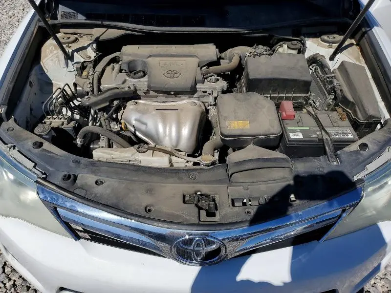 2014 TOYOTA CAMRY LE  