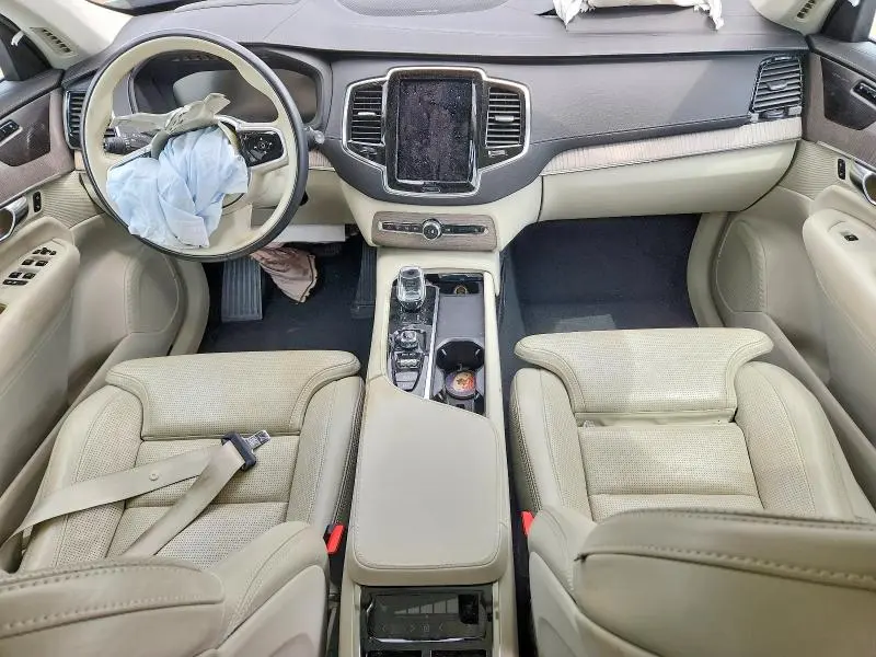 2021 VOLVO XC90 T8 RECHARGE INSCRIPTION  