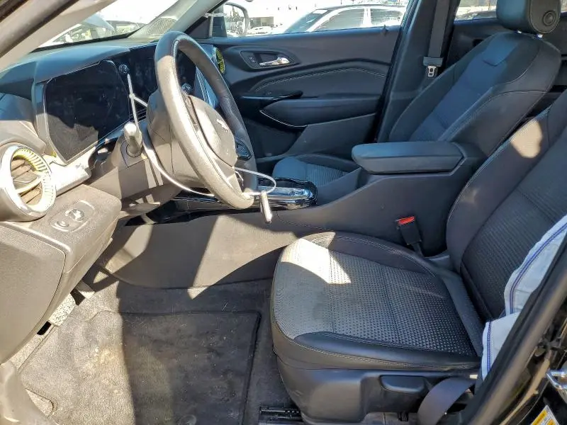 2025 CHEVROLET TRAX 1LT  