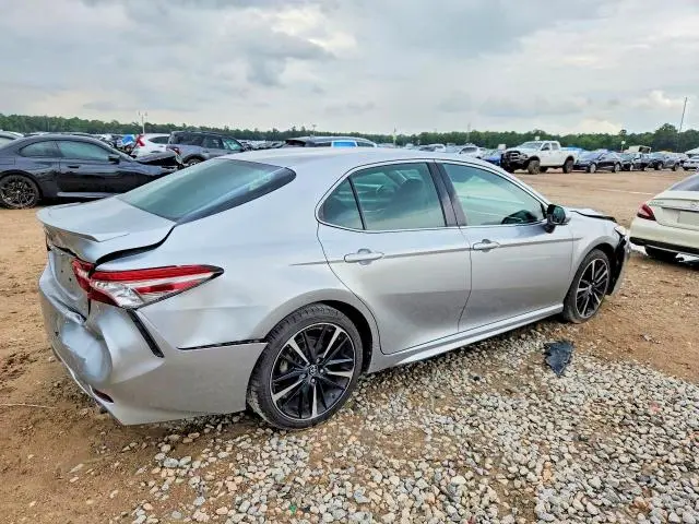 2018 TOYOTA CAMRY XSE  