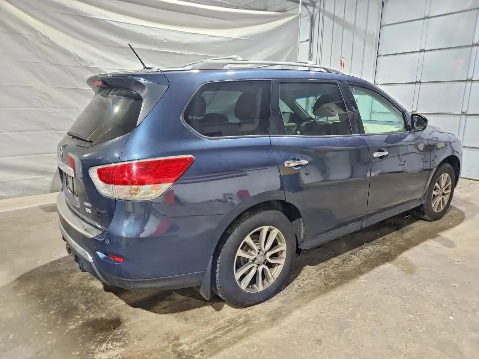 2016 NISSAN PATHFINDER SV  