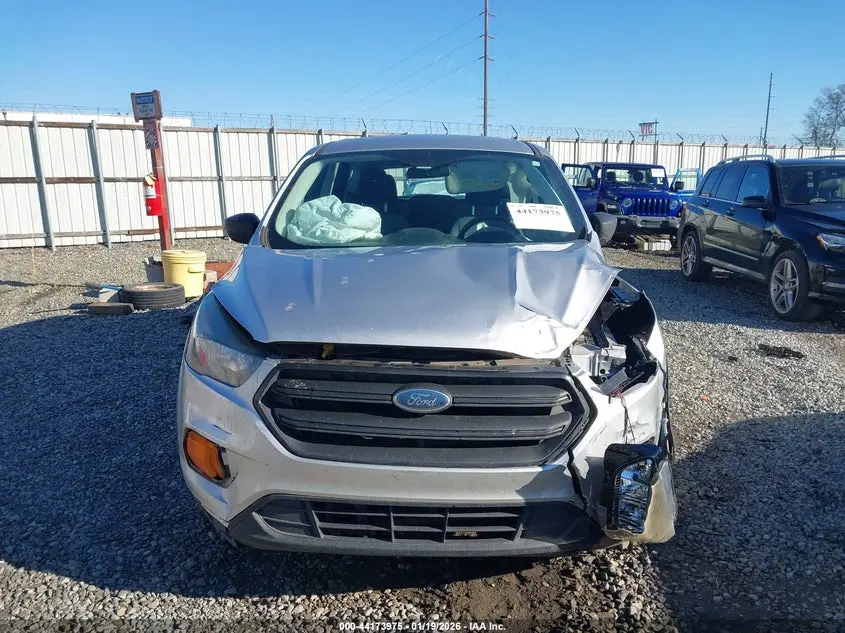2019 FORD ESCAPE S